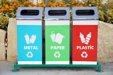 Image of recylcing bins